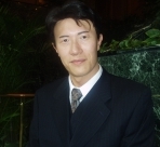 税理士　尾崎　覚